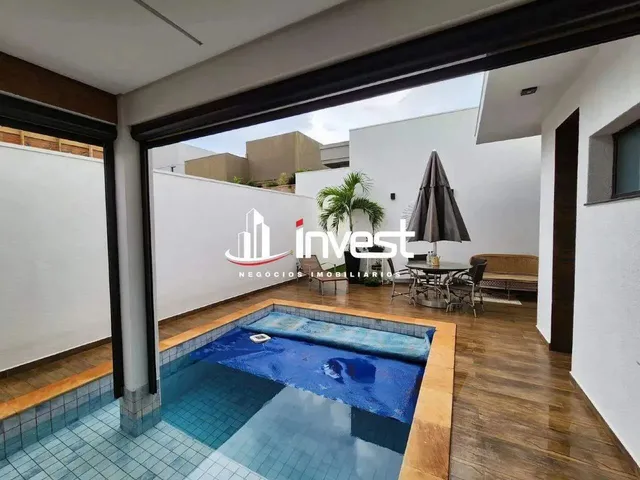 Imagem: Imóvel com Finíssimo Acabamento em Um