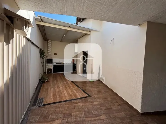 Imagem: Casa para Venda no Bairro Luizote de Freitas