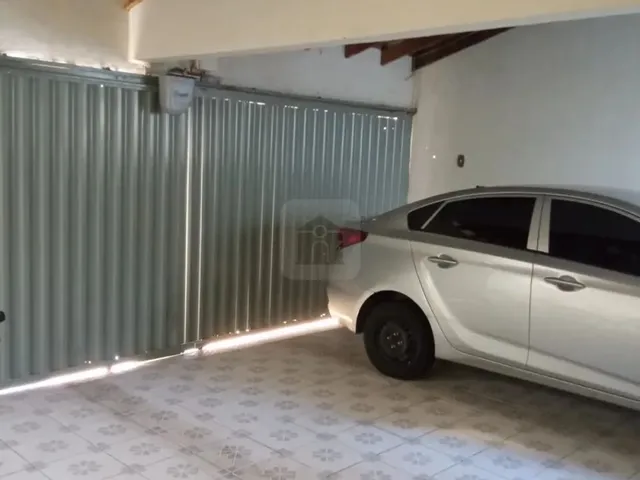 Imagem: Casa À Venda no Bairro Laranjeiras