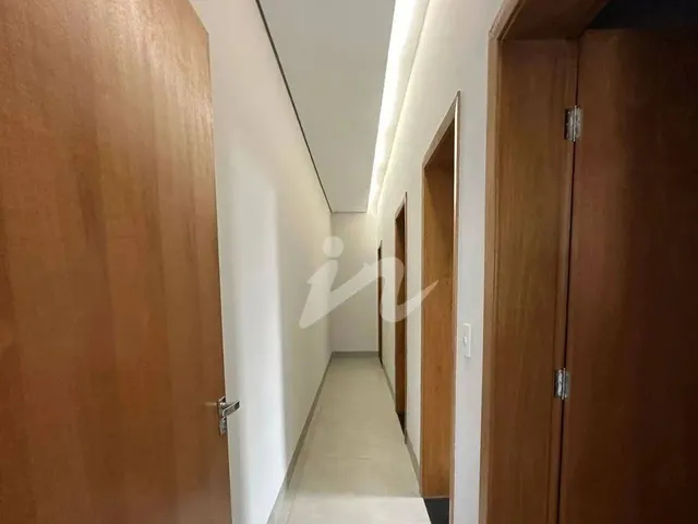 Imagem 14: Casa Térrea com 3 Quartos e Suíte no Bosque dos Buritis R$ 990.000,00