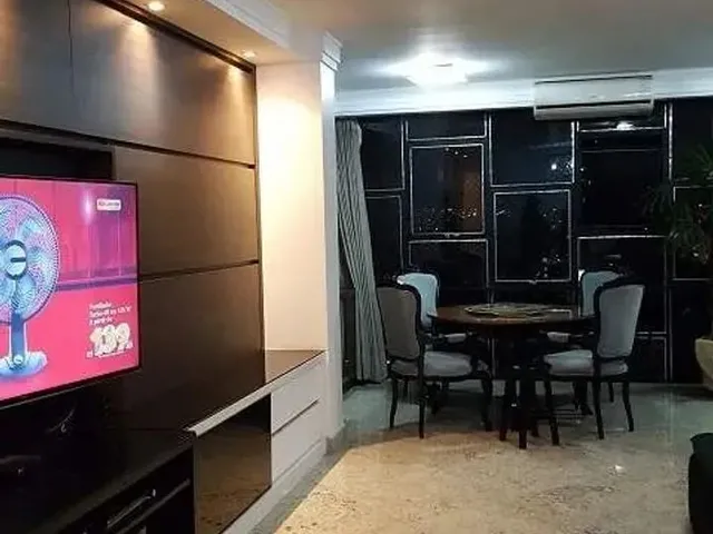 Imagem: Apartamento À Venda, 4 Quartos, Centro