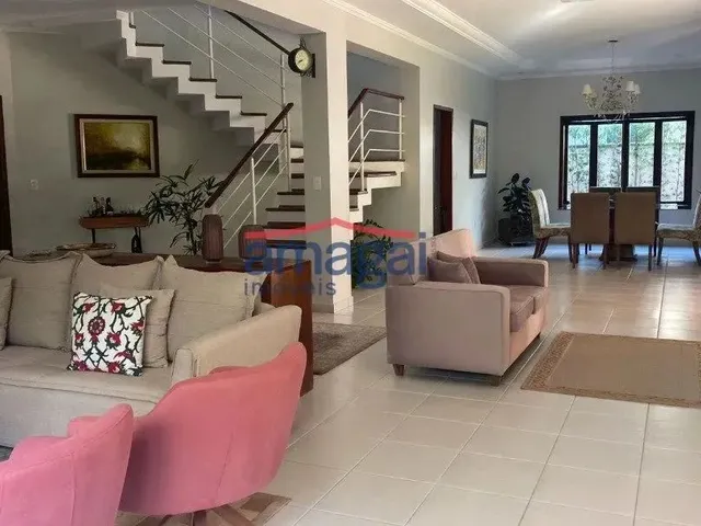 Imagem: Conforto e Segurança Casa À Venda em
