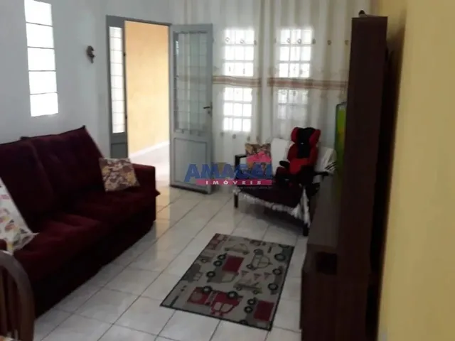 Imagem: Casa em Jacareí, no Bairro Vila Aprazível