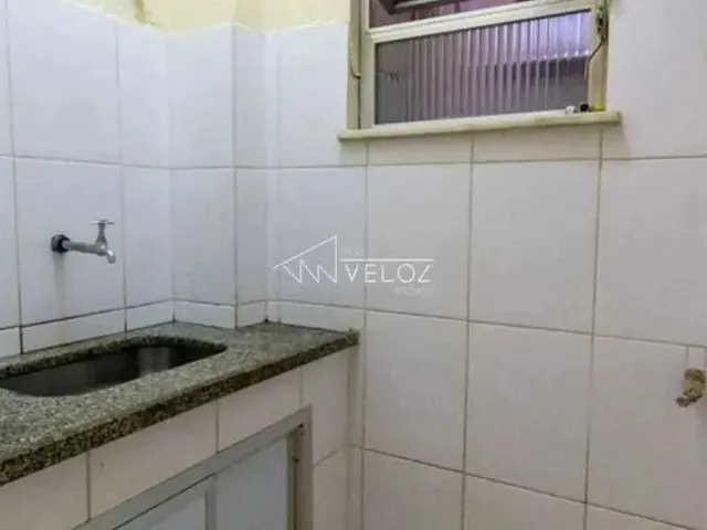 Imagem: Apartamento Padrão / Residencial / Glória