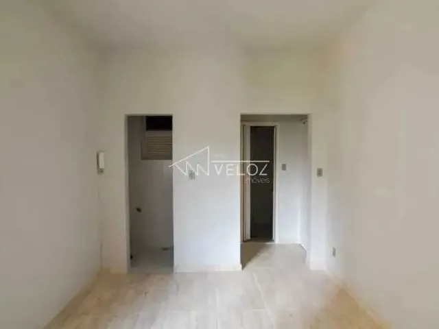 Imagem 7: Kitnet/Conjugado - / Residencial / Centro
