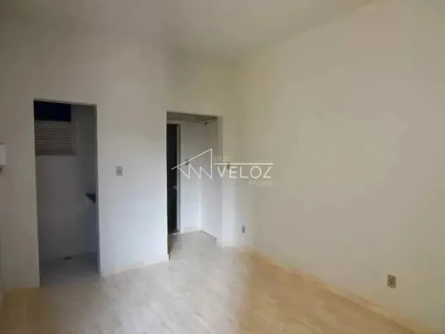 Imagem 5: Kitnet/Conjugado - / Residencial / Centro