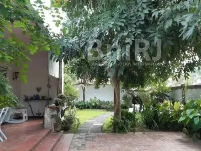 Imagem 4: Vendo: Excelente Casa Linear em Paquetá com 185M2 de Área Construída em 933M2 De