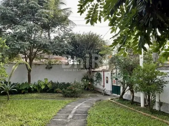 Imagem 13: Vendo: Excelente Casa Linear em Paquetá com 185M2 de Área Construída em 933M2 De