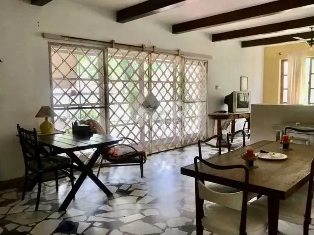 Imagem 8: Vendo: Excelente Casa Linear em Paquetá com 185M2 de Área Construída em 933M2 De