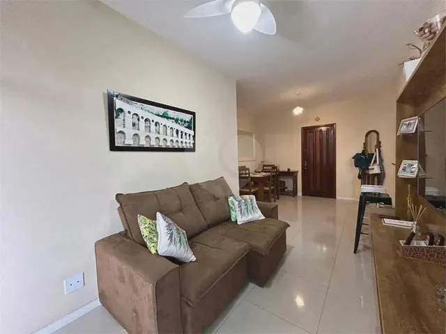 Imagem 6: Imóvel para Venda com 66 Metros Quadrados com 2 Quartos em Estácio - Rio de Janeiro - Rj
