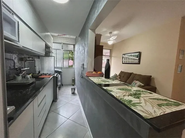 Imagem 14: Imóvel para Venda com 66 Metros Quadrados com 2 Quartos em Estácio - Rio de Janeiro - Rj