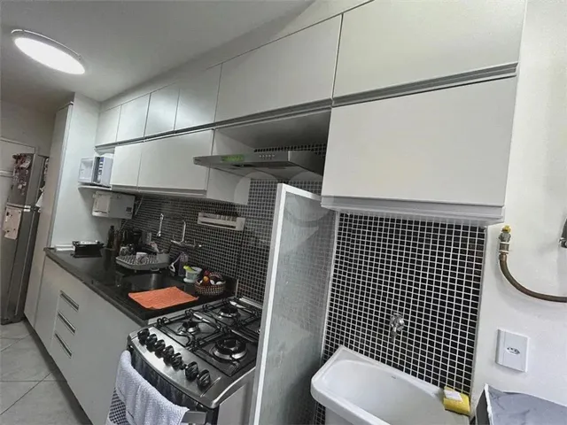Imagem 11: Imóvel para Venda com 66 Metros Quadrados com 2 Quartos em Estácio - Rio de Janeiro - Rj