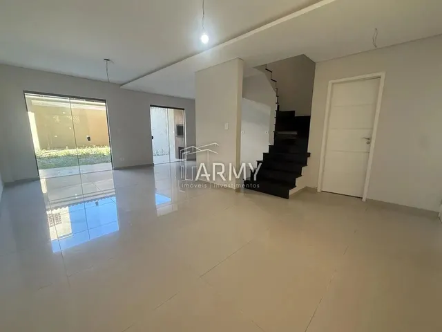 Imagem: Sobrado 4 Quartos Venda Centro Paranaguá