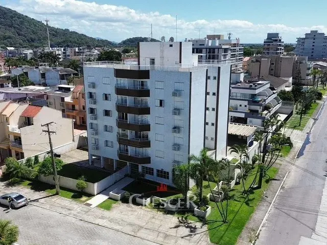 Imagem: Apartamento com 02 Quartos a Venda em Caiobá