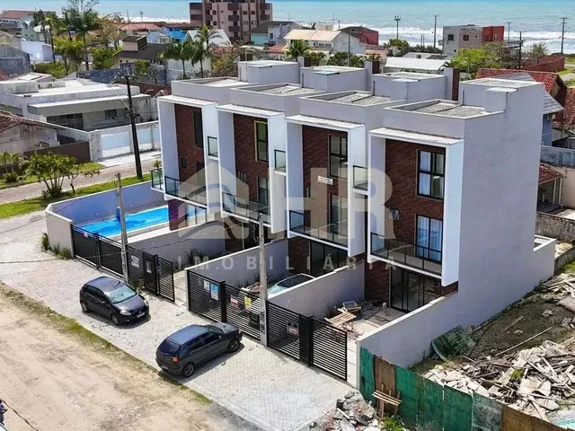 Imagem: Sobrado Triplex com 03 Suítes e 02 Vagas