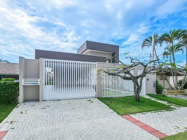 Imagem 2: Casa com 3 Dormitórios À Venda, 176 M² por R$ 2.090.000,00 - Brejatuba - Guaratuba/Pr