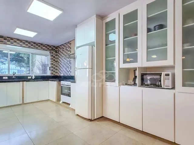 Imagem 3: Casa com 7 Dormitórios À Venda, 598 M² por R$ 6.900.000,00 - Centro - Guaratuba/Pr