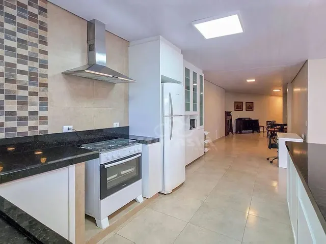 Imagem 15: Casa com 7 Dormitórios À Venda, 598 M² por R$ 6.900.000,00 - Centro - Guaratuba/Pr