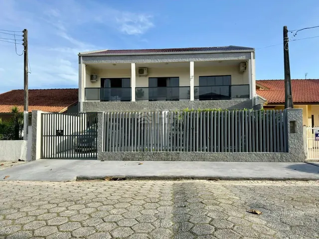 Imagem 1: Sobrado com 03 Dormitórios Sendo 01 Suíte e 01 Vaga de Garagem Balneário Caravelas