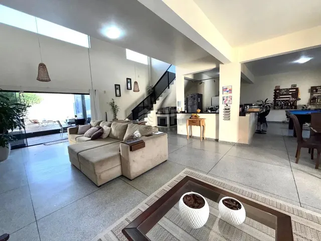 Imagem 3: Sobrado com 03 Dormitórios Sendo 01 Suíte e 01 Vaga de Garagem Balneário Caravelas