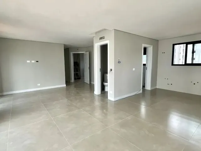 Imagem 8: Apartamento de 3 Suítes com Vista Mar em Caiobá no Edifício Galileu Galilei - Ref.:1033
