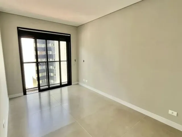 Imagem 9: Apartamento de 3 Suítes com Vista Mar em Caiobá no Edifício Galileu Galilei - Ref.:1033