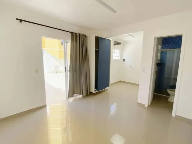 Imagem 7: Triplex com 4 Quartos, Uma Quadra do Mar na Prainha Lado de Caiobá - Ref.:460
