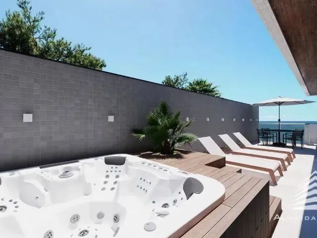 Imagem 15: Cobertura com 3 Dormitórios À Venda, 224 M² por R$ 2.135.103,44 - Gaivotas