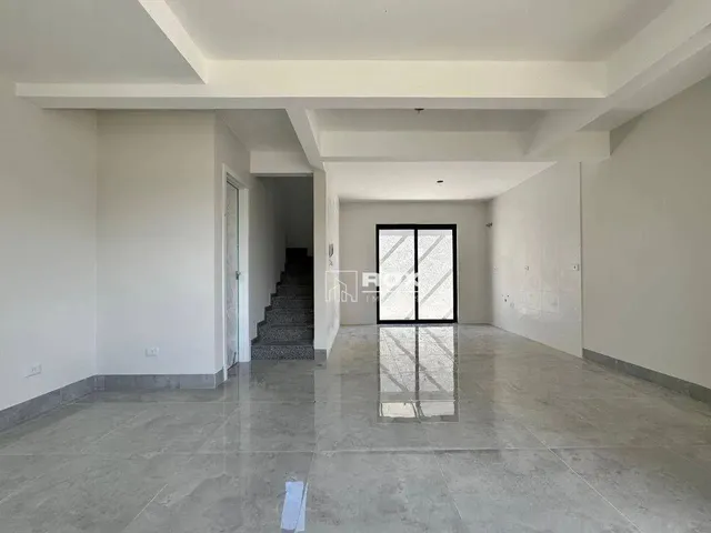 Imagem: Sobrado com 3 Suítes À Venda, 133 M²