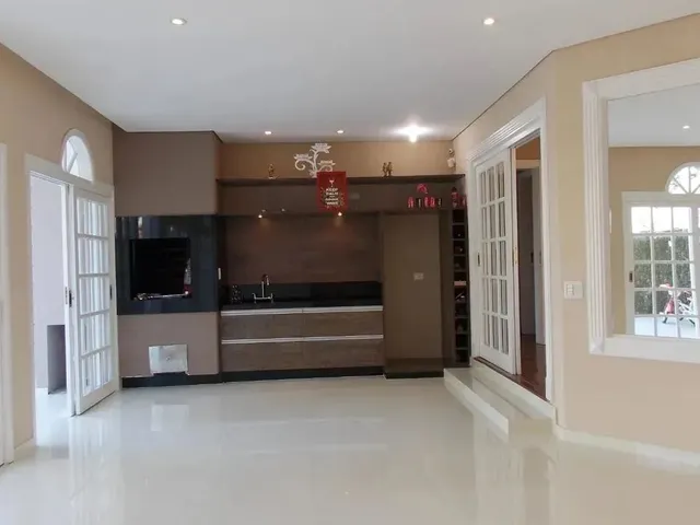 Imagem 11: Vista Alegre: Casa com 382M², 4 Quartos e 6 Vagas Próximo Ao Bosque do Alemão