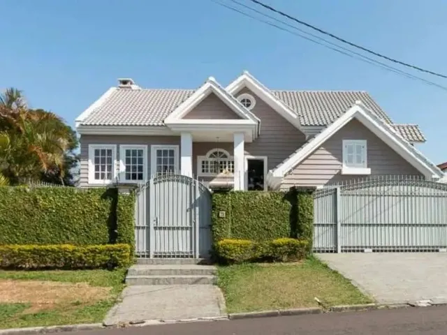 Imagem 2: Vista Alegre: Casa com 382M², 4 Quartos e 6 Vagas Próximo Ao Bosque do Alemão