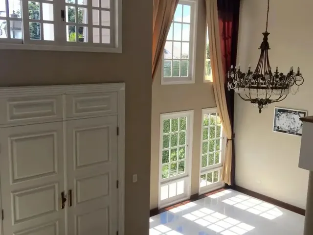 Imagem 14: Vista Alegre: Casa com 382M², 4 Quartos e 6 Vagas Próximo Ao Bosque do Alemão