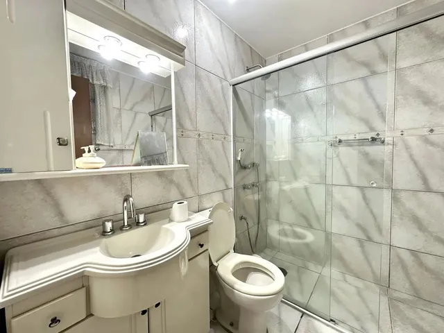 Imagem 15: Casa Térrea com Ático e 5 Quartos para Venda no Bairro Seminário Curitiba