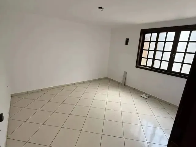 Imagem 7: Casa 392M² com 4 Quartos - Santo Inácio - Curitiba/Pr