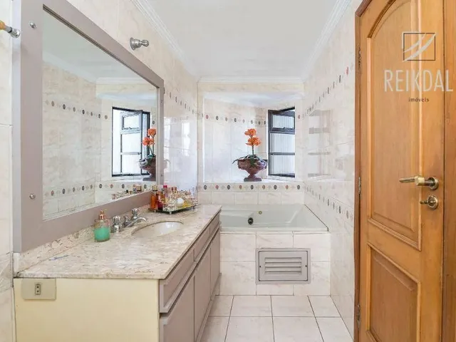 Imagem 11: Casa com 5 Dormitórios À Venda, 388 M² por R$ 1.790.000,00 - Batel - Curitiba/Pr