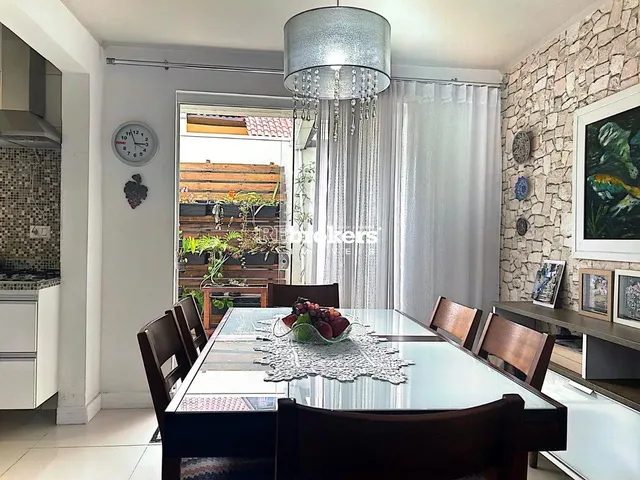 Imagem 4: Sobrado Casa com 3 Quartos, Sendo 1 Suíte, 2 Vagas, a Venda no Bairro Santo Inácio, Em