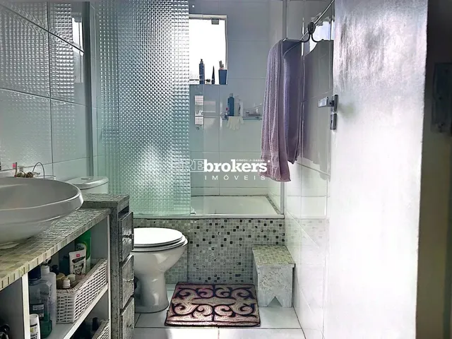 Imagem 10: Sobrado Casa com 3 Quartos, Sendo 1 Suíte, 2 Vagas, a Venda no Bairro Santo Inácio, Em