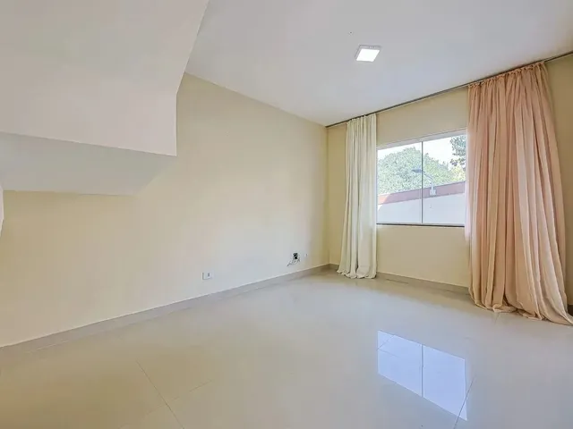 Imagem 6: Sobrado em Condomínio À Venda - 144,5 M2 - 3 Quartos (1 Suíte), 2 Vagas - Ático