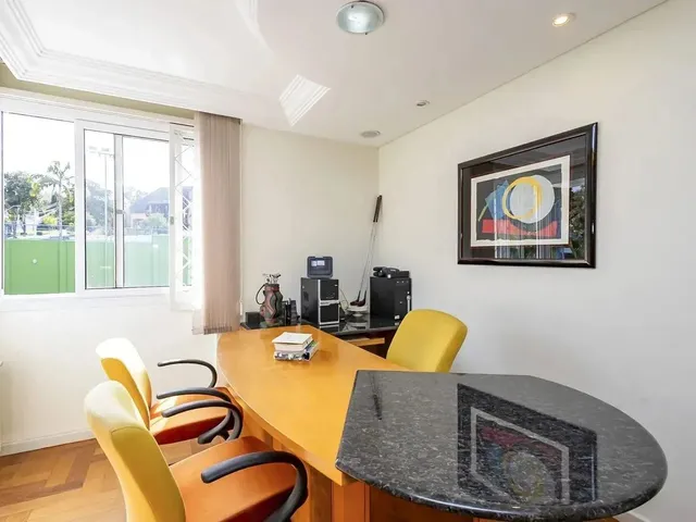 Imagem 2: Casa 4 Quartos com Quadra de Tênis, Jardim Schaffer - Curitiba - Pr