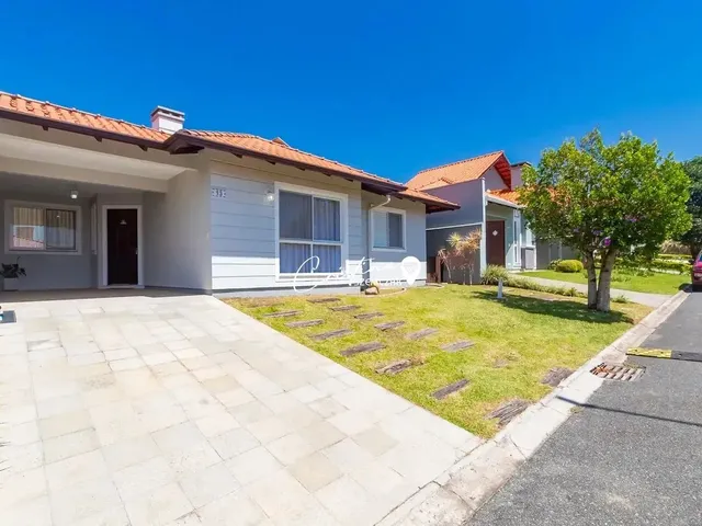 Imagem: Casa de Condominio com 3 Quartos em santa