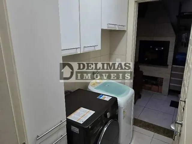 Imagem 2: Casa / Sobrado Triplex em Condomínio com 208M² no Orleans Curitiba