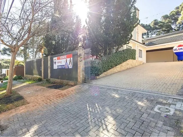 Imagem: Casa com 6 Dormitórios - 353M² Mossunguê