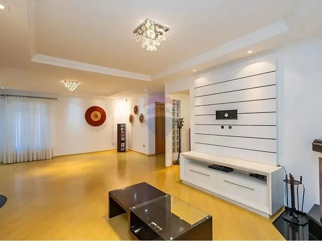Imagem 10: Casa com 6 Dormitórios - 353M² Mossunguê, Curitiba