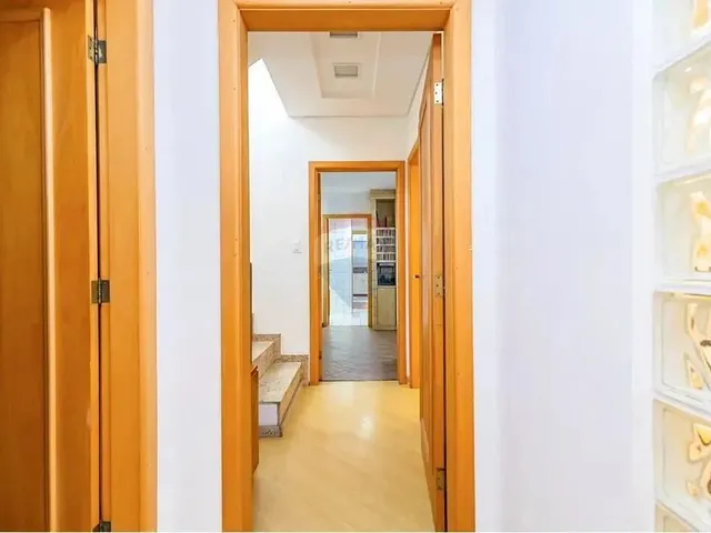 Imagem 9: Casa com 6 Dormitórios - 353M² Mossunguê, Curitiba