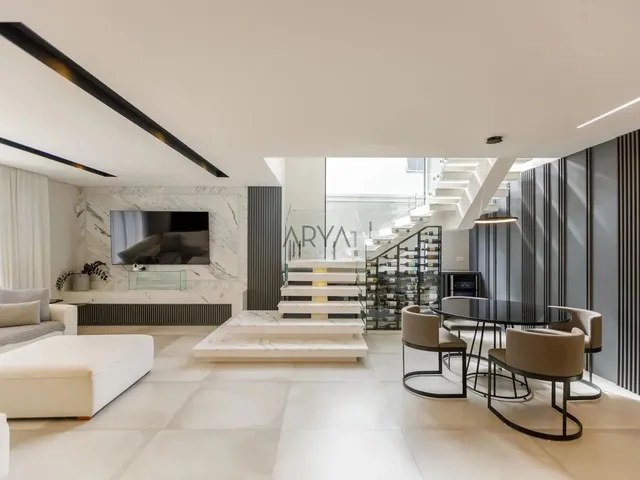 Imagem: Casa em Condomínío em santa Felicidade