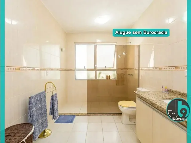 Imagem 7: Sobrado/Casa Alugar Seminário 324M² com Hidromassagem Sendo 4 Quartos e 4 Vagas De