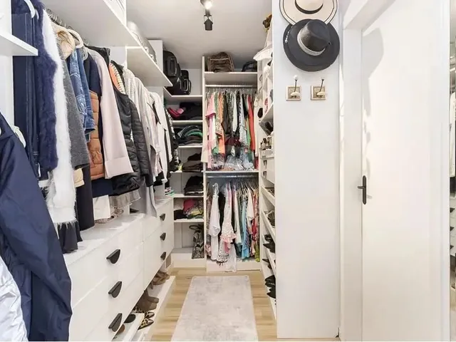 Imagem 2: Sobrado Condomínio Ecoville, 3 Quartos, 1 Suíte Máster com Closet, Churrasqueira E