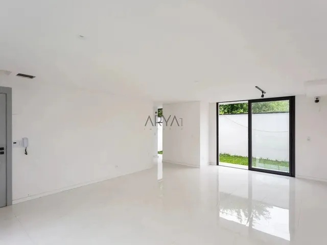 Imagem: Sobrado À Venda em santa Felicidade Arya1