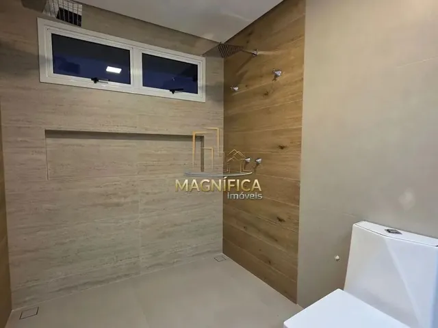 Imagem 9: Casa com 3 Dormitórios À Venda por R$ 2.690.000,00 no Bairro Santo Inácio - Curitiba