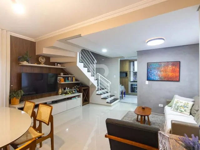 Imagem 1: Sobrado em Condomínio com Ático Versátil, 3 Quartos, 2 Vagas À Venda, 123 M² - Santo